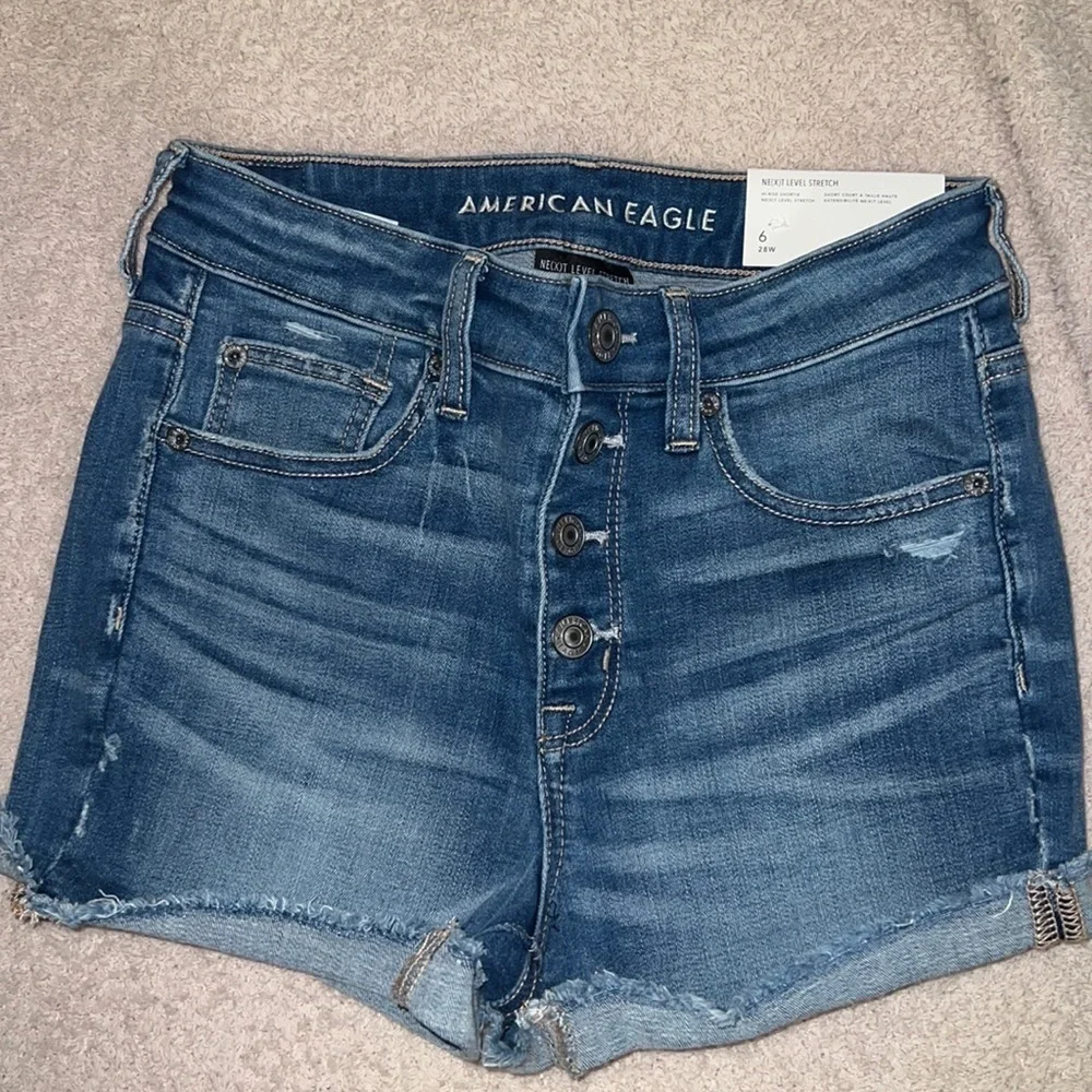 AMERICAN eagle shorts